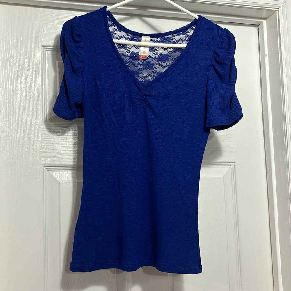 Women top